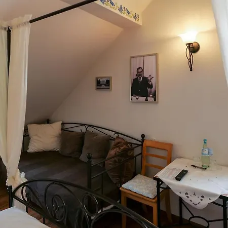 Otel Alte Buergermeisterei Bremm