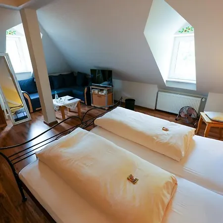 Alte Bürgermeisterei Hotel *