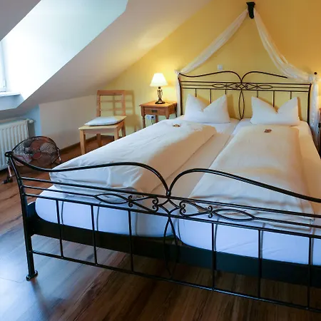 Hotell Alte Buergermeisterei Ediger-Eller