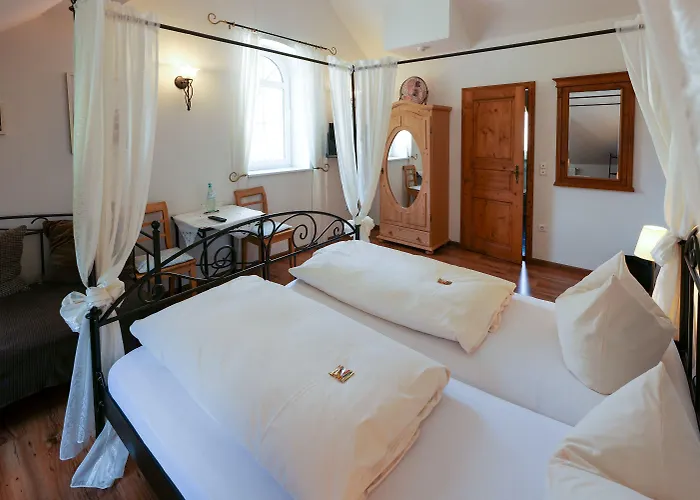 Alte Buergermeisterei * Bremm